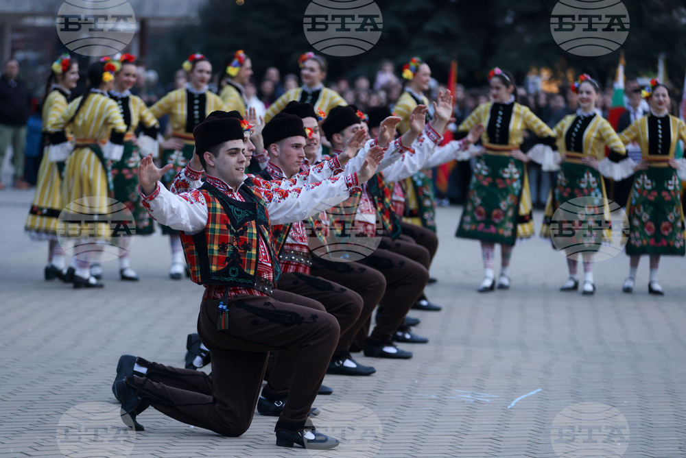 Казанлък - тържествена заря-проверка