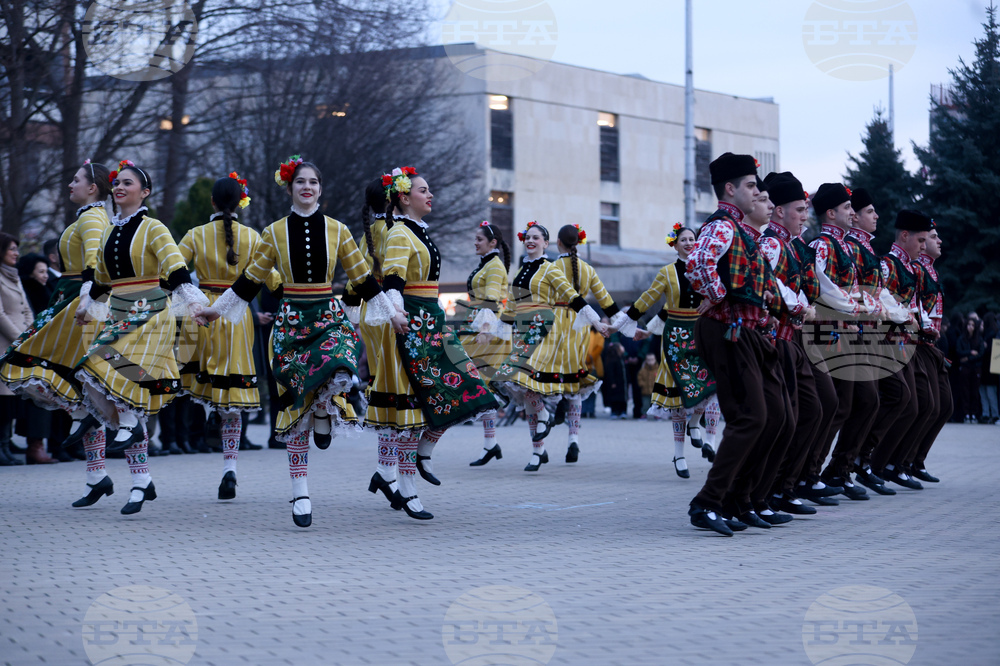 Казанлък - тържествена заря-проверка