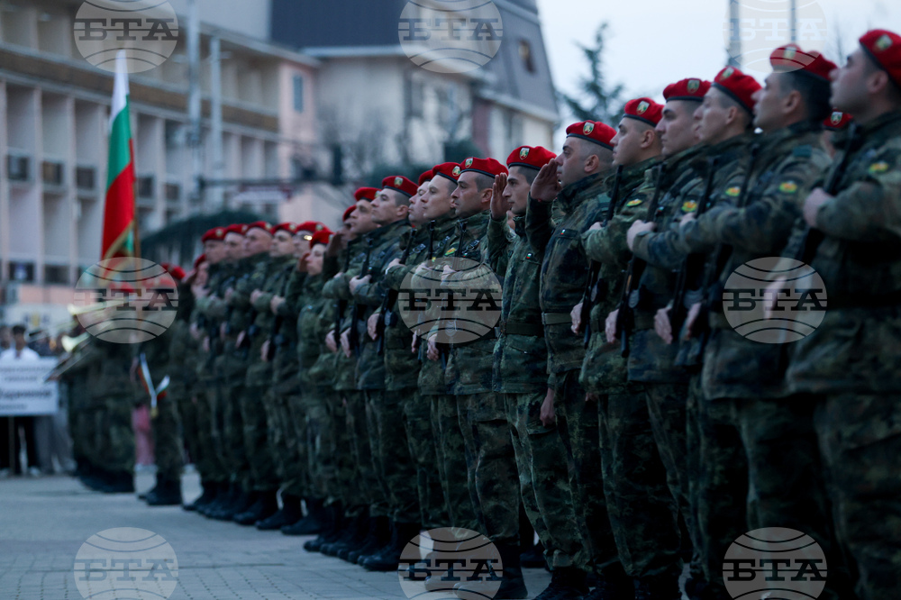 Казанлък - тържествена заря-проверка
