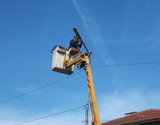 Започва монтирането на 3187 нови осветителни тела в шест села в община Шумен