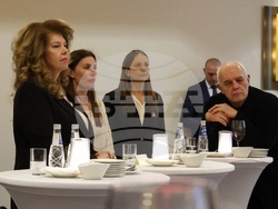 „Златна мартеница“ - награди