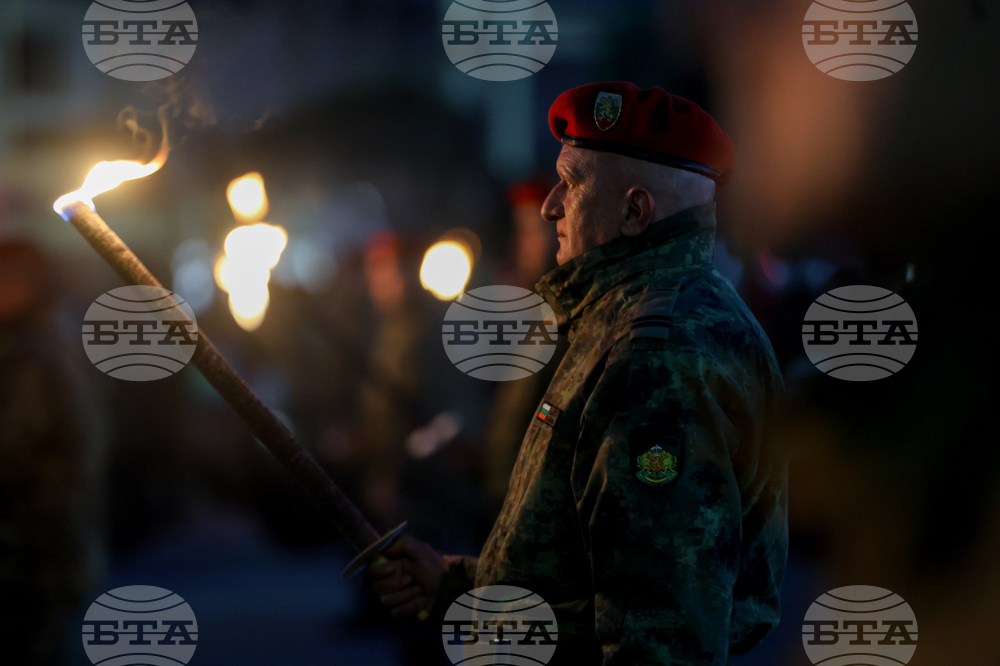 Казанлък - тържествена заря-проверка