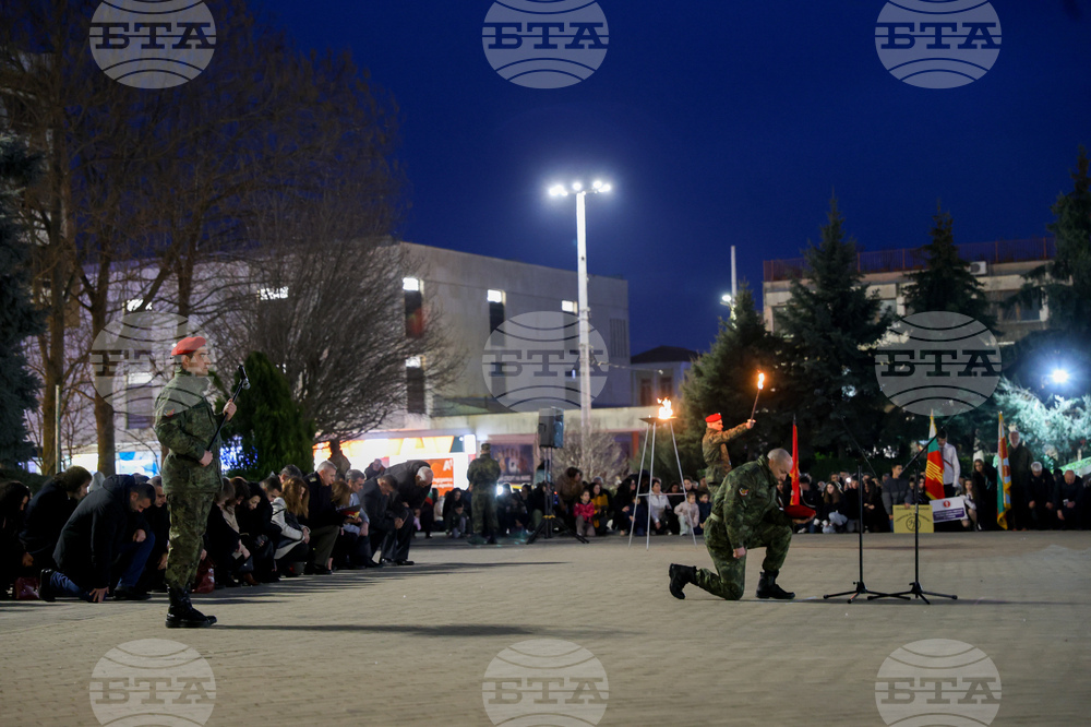 Казанлък - тържествена заря-проверка