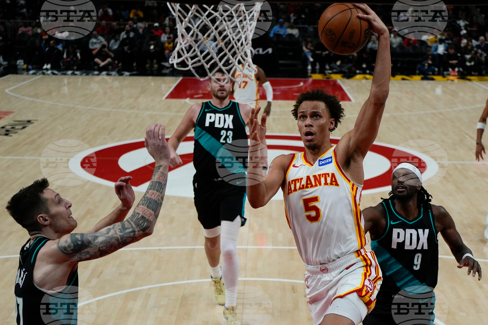 APTOPIX Trail Blazers Hawks Basketball