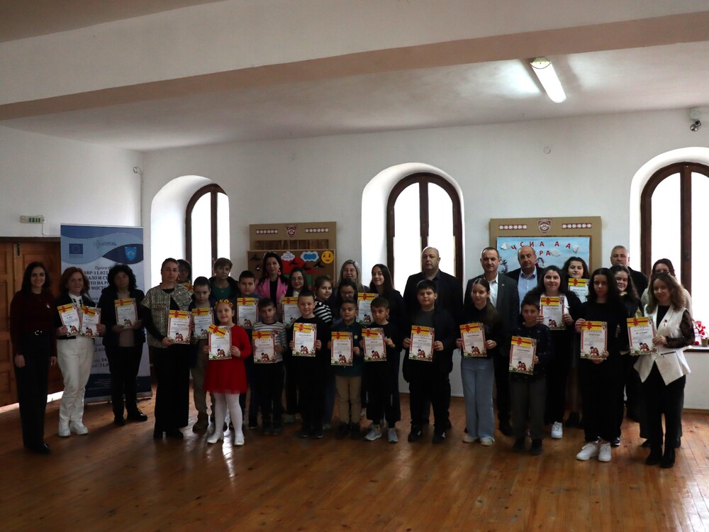 Фестивал на мартеницата отличи млади творци в Ардино