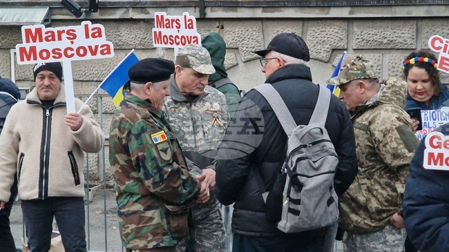 Румъния - Букурещ - протест под надслов „Поход към Москва“