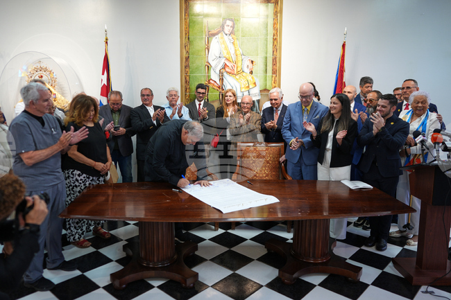 Florida Cuban Opposition