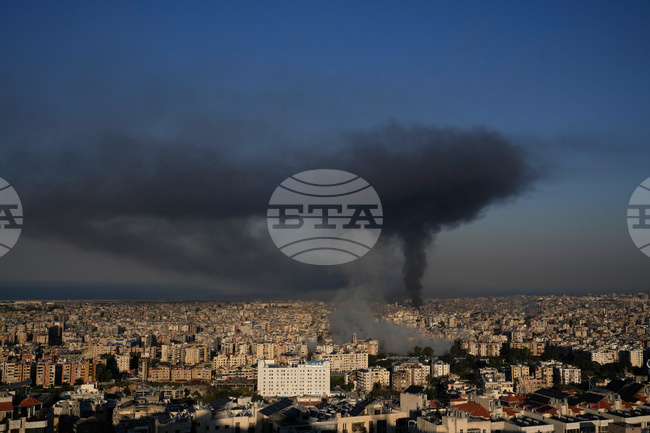 Израелската армия обяви, че атакува едновременно Техеран и Бейрут; мишени са военни обекти на иранските сили и "Хизбула"