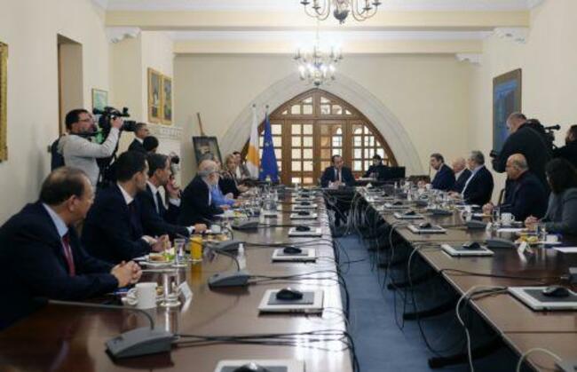 Управляващите и опозицията в Република Кипър запазват известни различия за пътя за разрешаване на кипърския въпрос