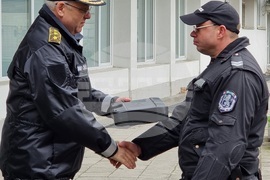 Варна - полиция - оръжия