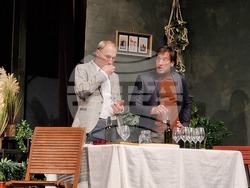 „Етърви“ на Ерик Асус в Сатирата, снимка – Даниел Димитров/ БТА