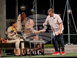 „Етърви“ на Ерик Асус в Сатирата, снимка – Даниел Димитров/ БТА