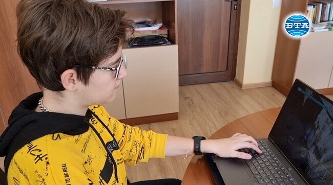 Ученик от 8 клас от Монтана спечели първо място с максимален брой точки на състезание с разработена компютърна игра