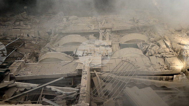 Израелската армия е упълномощена да превзема позиции в Ливан, заяви израелският министър на отбраната; ливанските сили напуснаха поне 7 поста