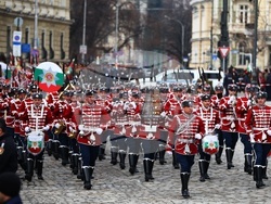 Издигане на националното знаме на България - церемония