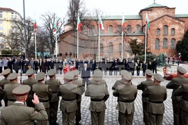 Издигане на националното знаме на България - церемония