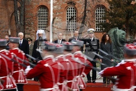 Издигане на националното знаме на България - церемония