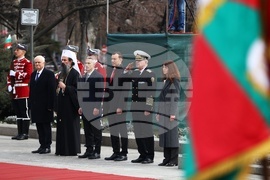 Издигане на националното знаме на България - церемония