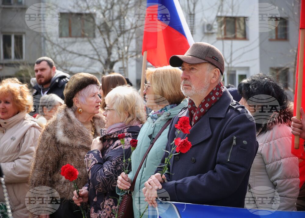 Бургас - Паметник на загиналите в Руско-турската освободителна война - почит