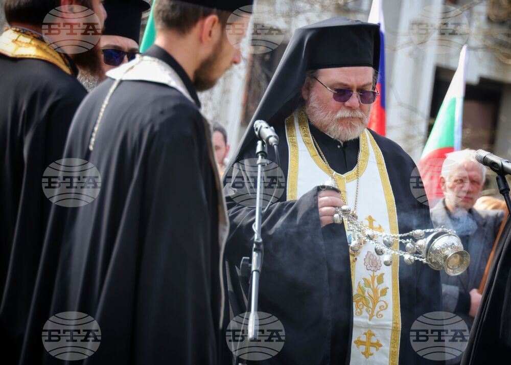 Бургас - Паметник на загиналите в Руско-турската освободителна война - почит