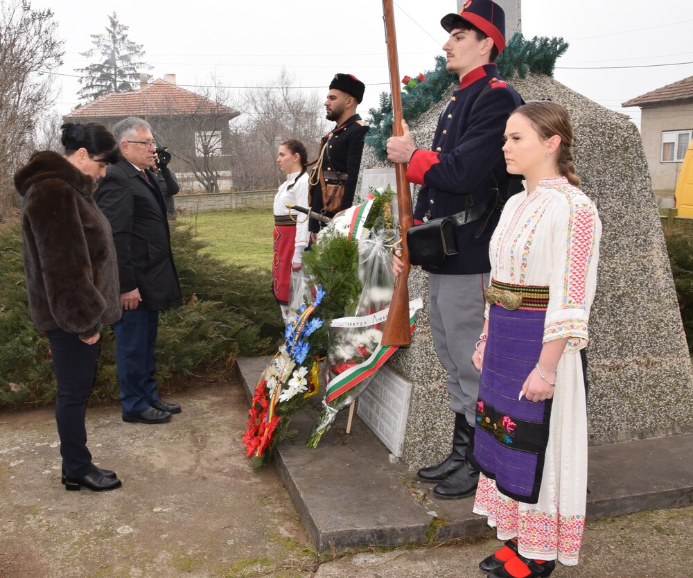 Областна администрация Видин: Областното ръководство участва в тържествата по повод Националния празник на Република България
