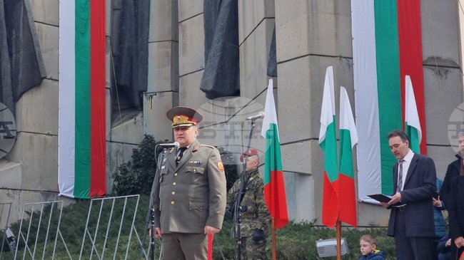 На този ден преди 148 години България отново зае своето достойно място на картата между свободните държави в Европа, каза бригаден генерал Мирослав Костадинов