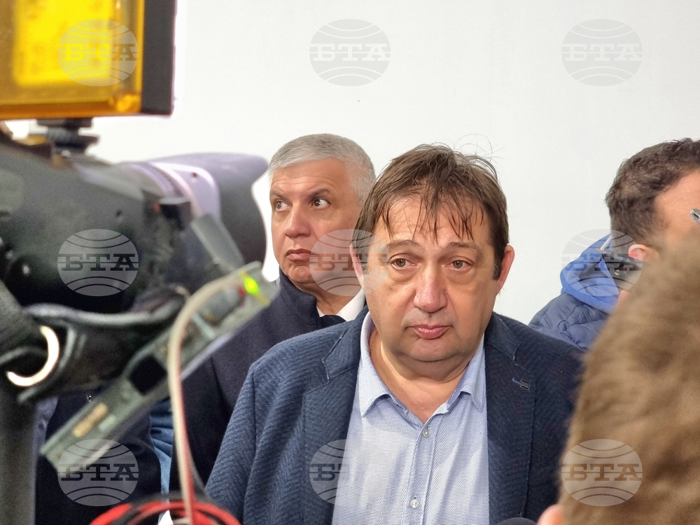 Въпрос на дни е спортната зала "Арена Бургас" да получи Акт 16, обяви министър Иван Шишков