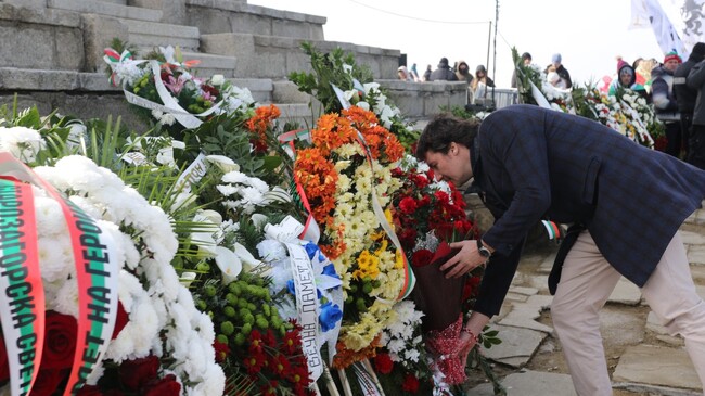 Зарков от Шипка: Няма сила, способна да изтръгне Трети март от календара и от признателната памет на българския народ