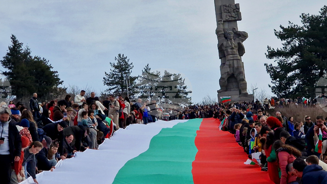 С тържествени церемонии България отбелязва 148 г. Освобождение 