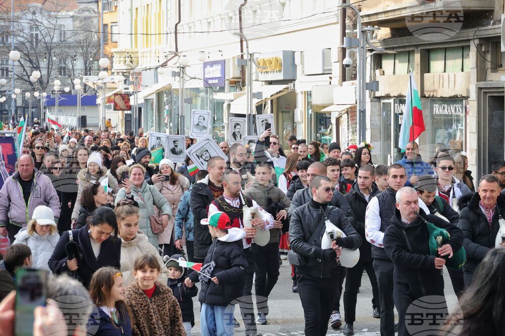 Бургас - Трети март - „В чест на героите“ - шествие