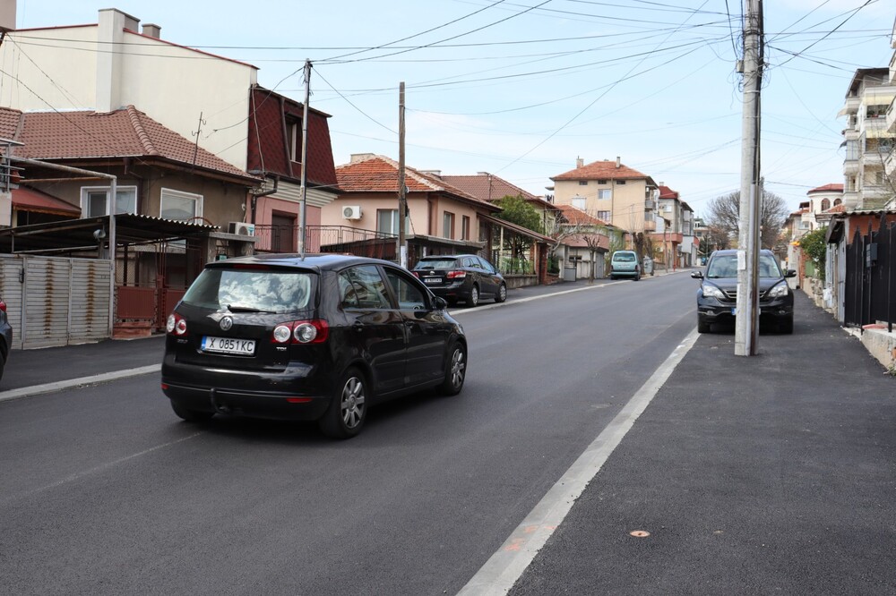 Община Хасково: Приключи асфалтирането на ул. „Македония“ в Хасково