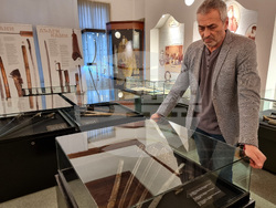 Варна - Музей на Възраждането - изложба на саби от Априлското въстание