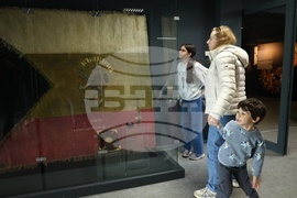 Национален военноисторически музей - оригинален български трибагреник