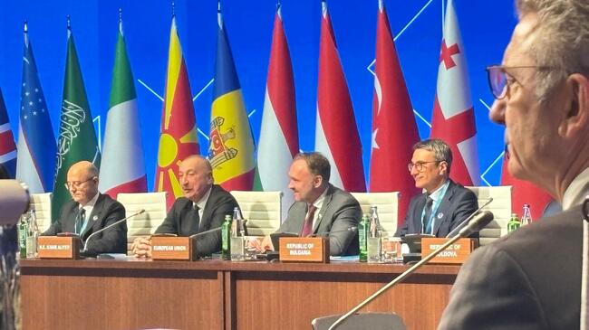 Близо 40 на сто от потреблението на газ в България се осигуряват от Азербайджан, заяви министър Трайков в Баку