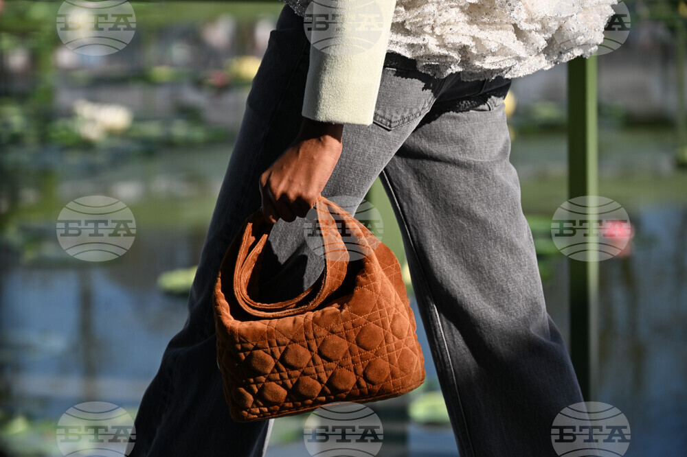 France Fashion Christian Dior F/W 26/27