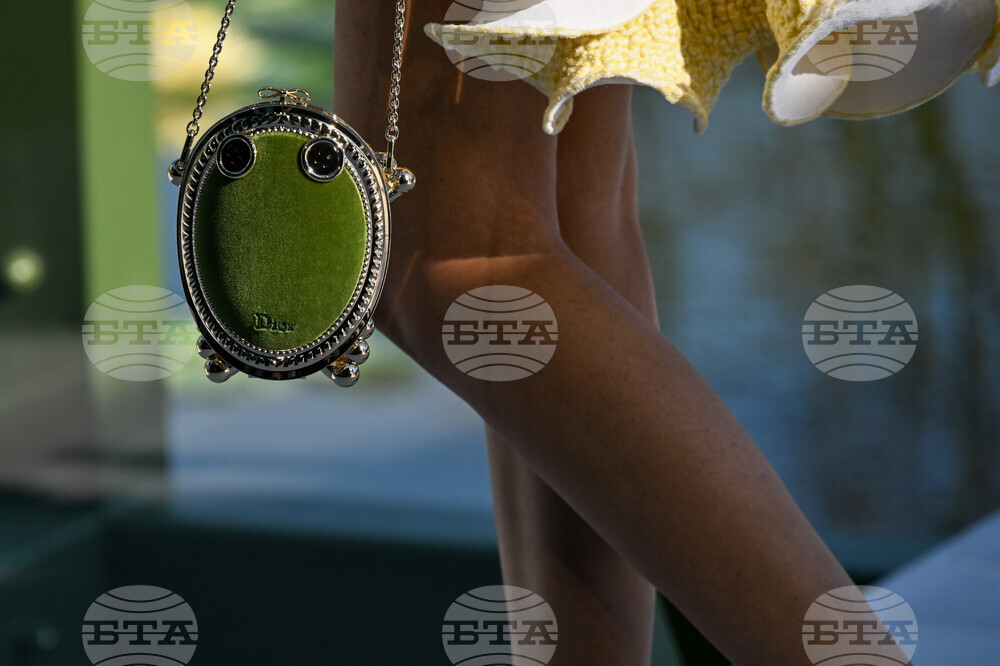 France Fashion Christian Dior F/W 26/27