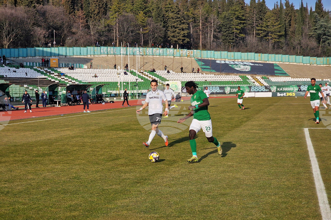Тижан Сона от Берое е получил повиквателна за националния отбор на Гамбия