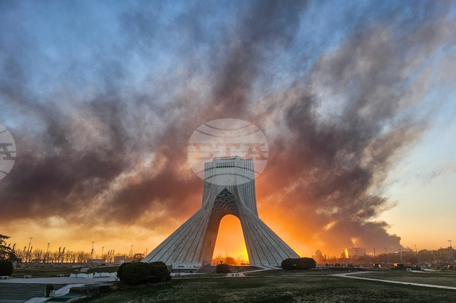 Войната в Близкия изток продължава да е водеща тема в западния печат