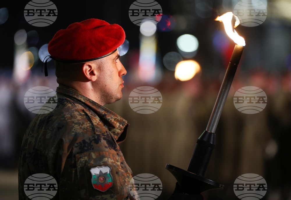 Тържествена заря-проверка по случай 3 март