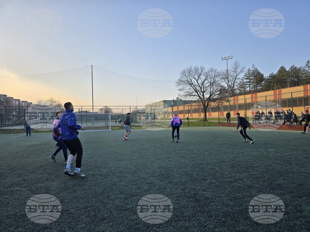 Свищов - Благотворителен футболен турнир - Заедно за Емир