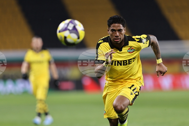 Голове на бразилците Франклин Маскоте и Педро Игор донесоха победата на Ботев (Пловдив) срещу Септември