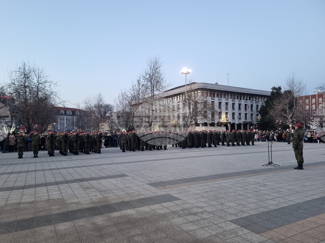 Плевен - национален празник - заря-проверка