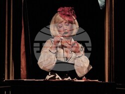 „Евридика" от Жан Ануи в театър „Българска армия", снимка – Даниел Димитров/БТА