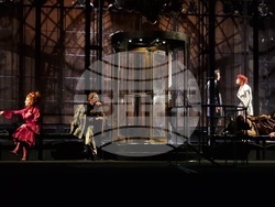 „Евридика" от Жан Ануи в театър „Българска армия", снимка – Даниел Димитров/БТА