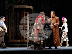 „Евридика" от Жан Ануи в театър „Българска армия", снимка – Даниел Димитров/БТА