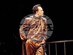 „Евридика" от Жан Ануи в театър „Българска армия", снимка – Даниел Димитров/БТА