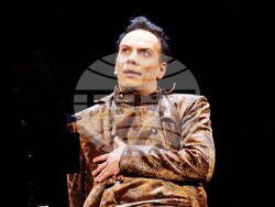 „Евридика" от Жан Ануи в театър „Българска армия", снимка – Даниел Димитров/БТА