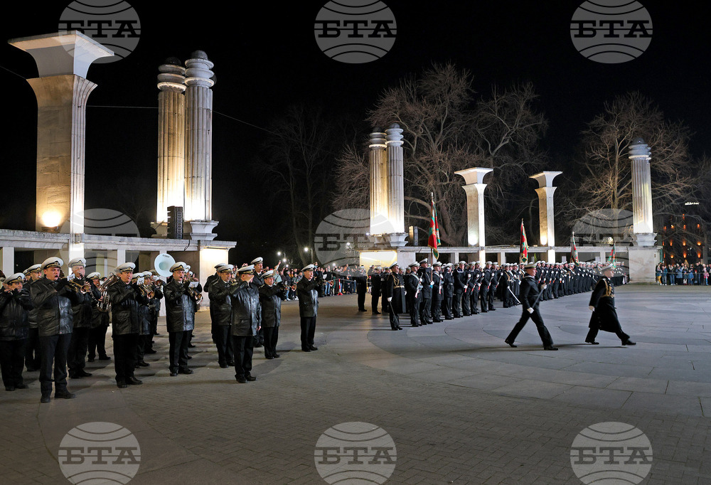 Варна - тържествена заря-проверка