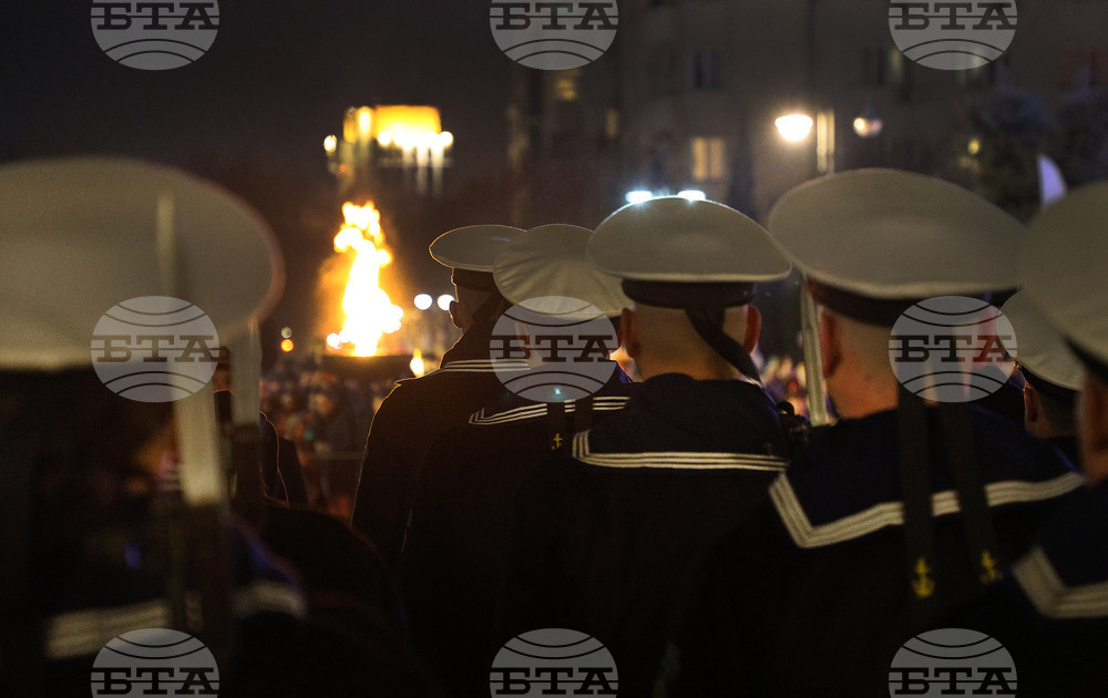 Варна - тържествена заря-проверка