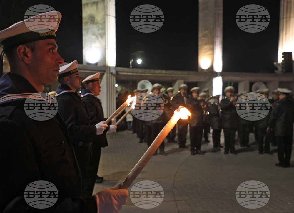 Варна - тържествена заря-проверка
